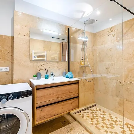 Le Marignan- Rdc - Garage - Classe 3 Etoiles Apartment *